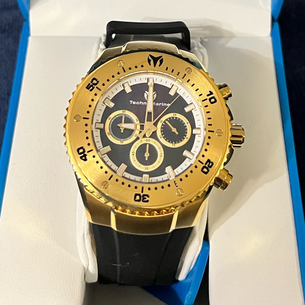 NWT Technomarine Sea Manta mens watch-Blk Mother o Pearl Dial-Blk Silicone Strap